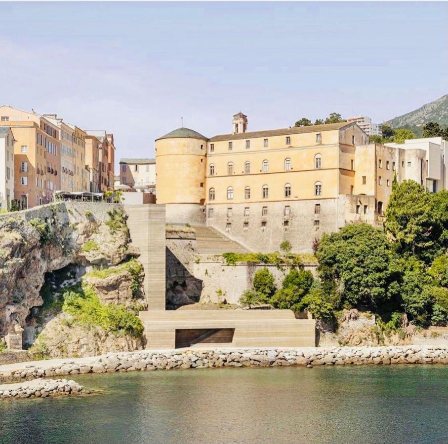 Casa Mantinum Au Coeur De La Citadelle Apartment Bastia  Luaran gambar